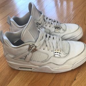 Jordan pure money 4s